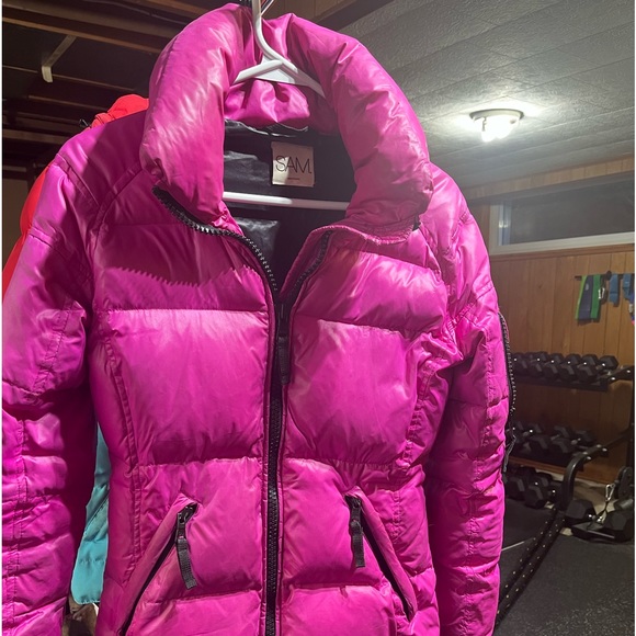 Winter jacket - Picture 1 of 4